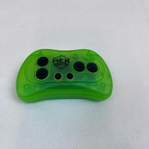 Hex Bots Wall Crawler Gecko Replacement Remote Control Clean Working Condition